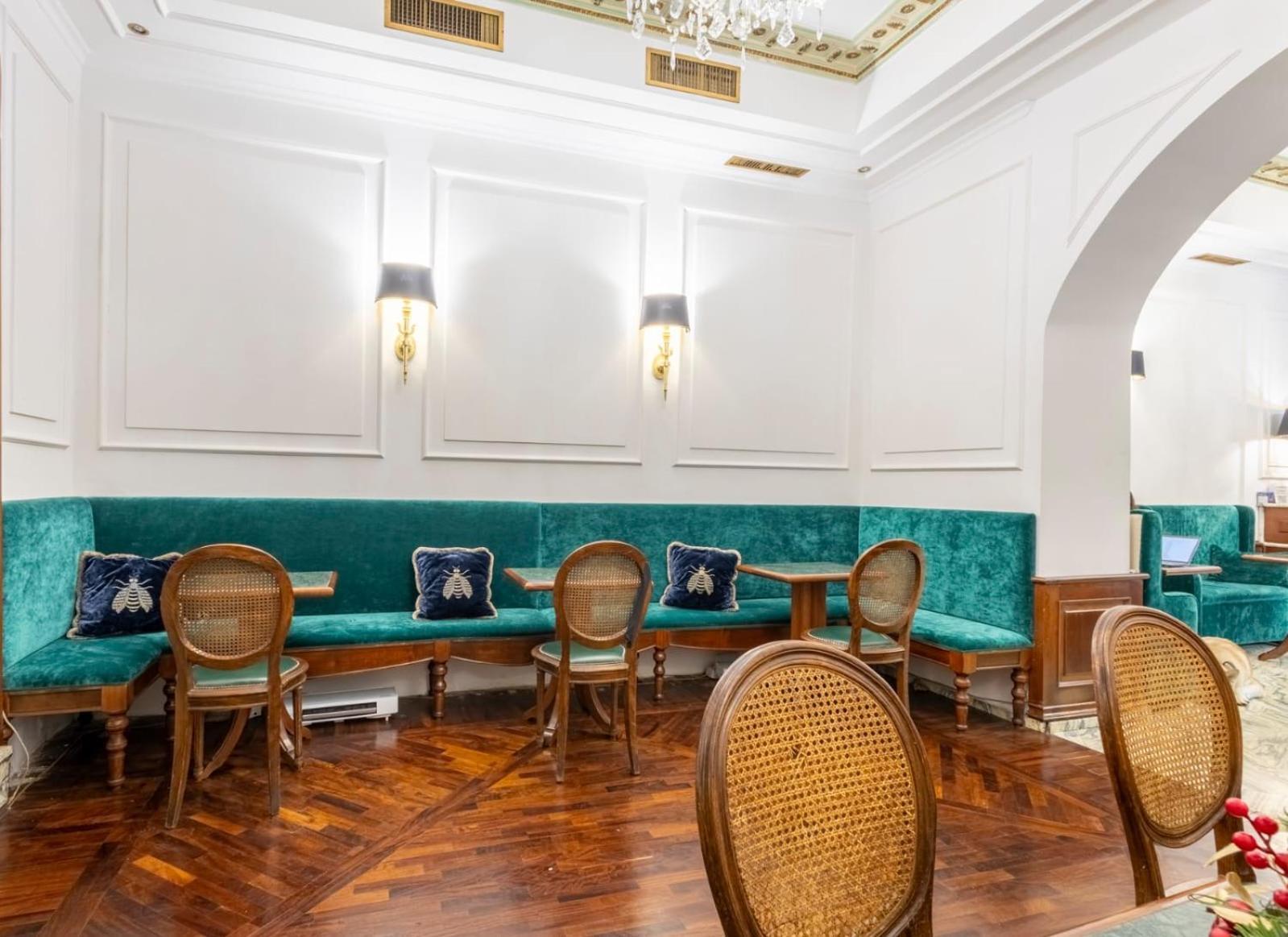 Daphne Trevi Suites Rome Exterior photo