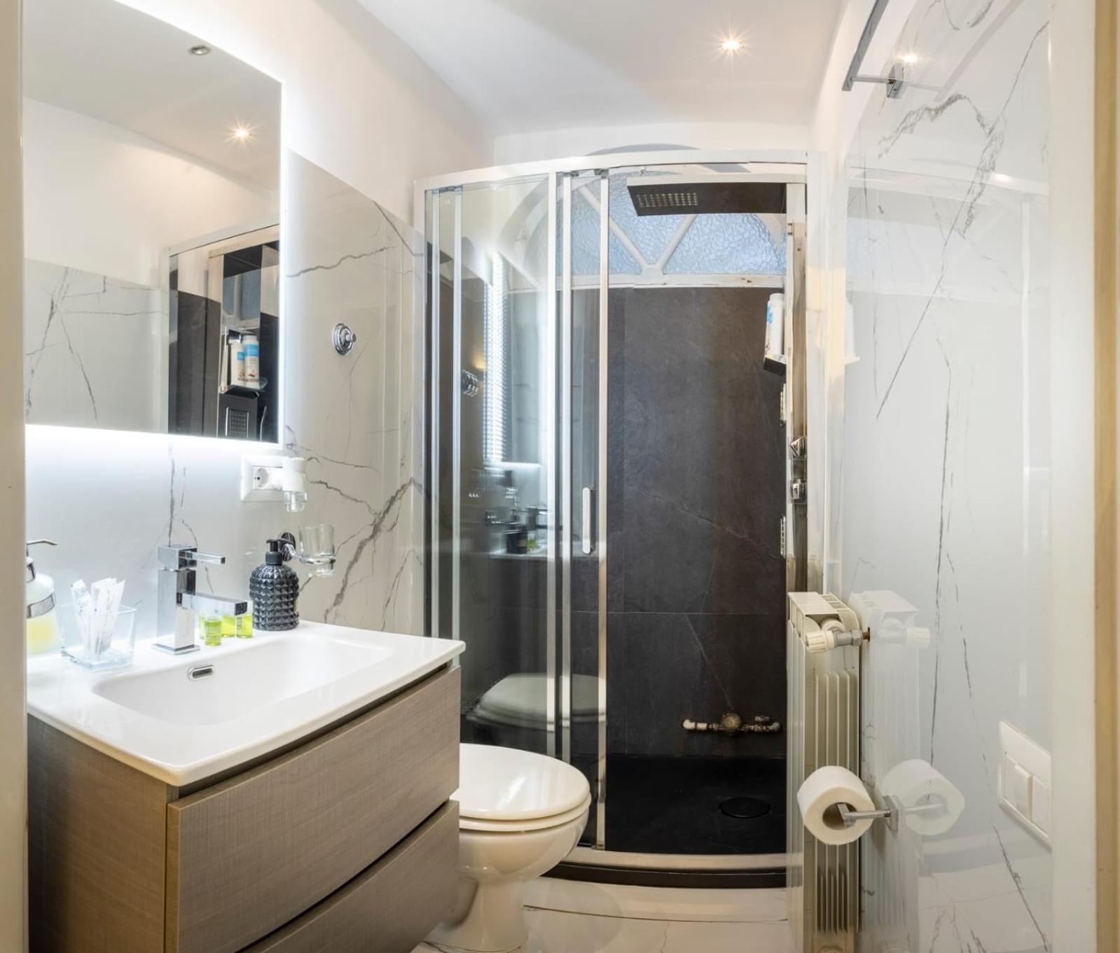 Daphne Trevi Suites Rome Exterior photo